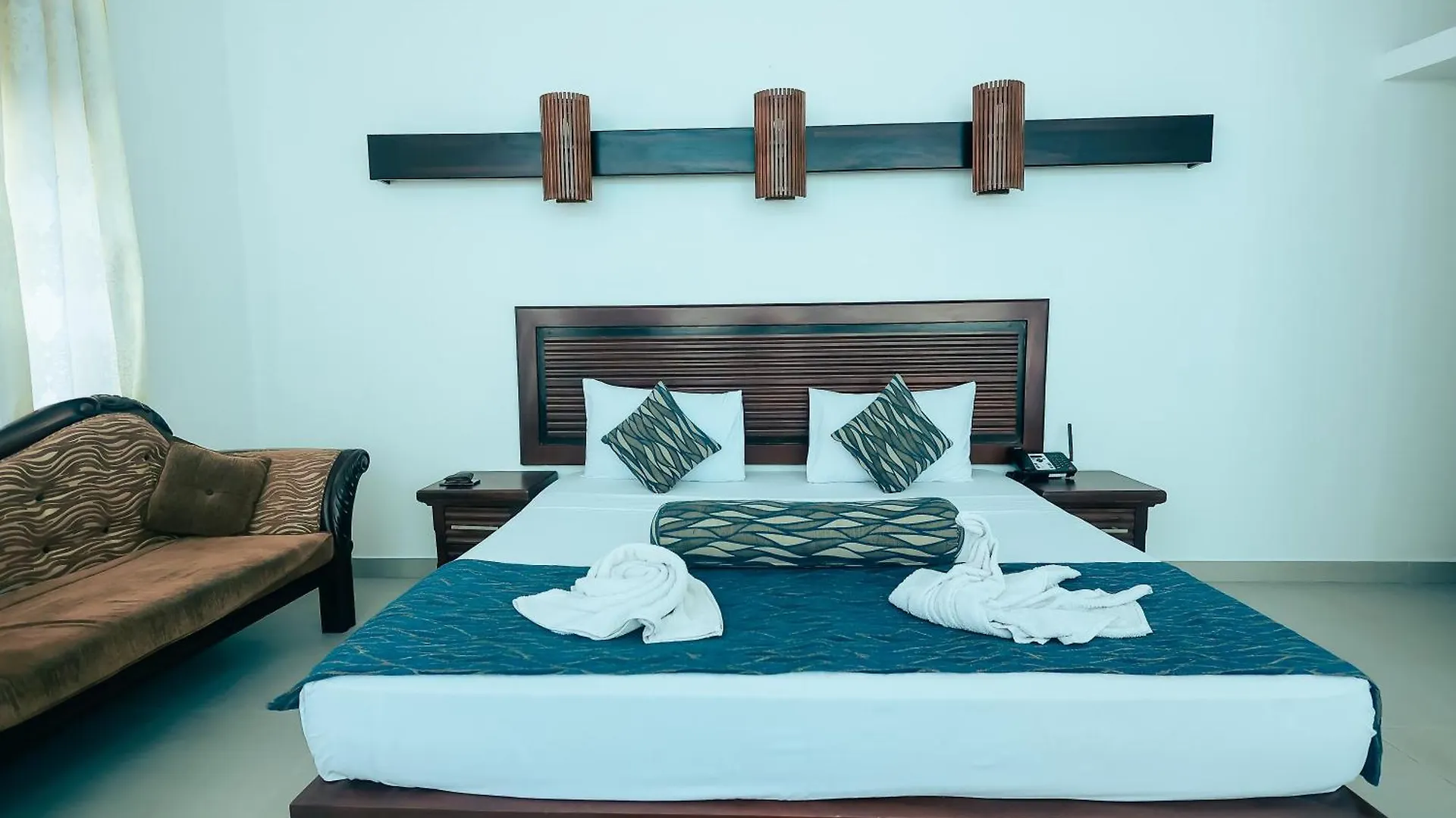 Rani Beach Hotel Kudapaduwa