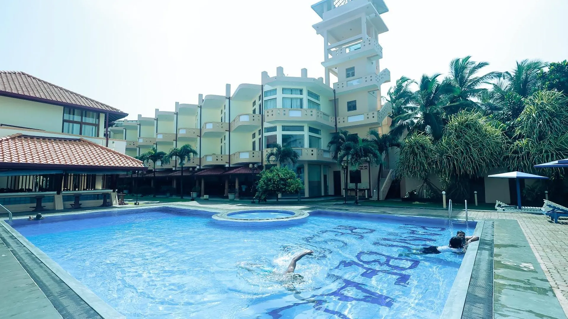 Rani Beach Hotel Kudapaduwa 3*,